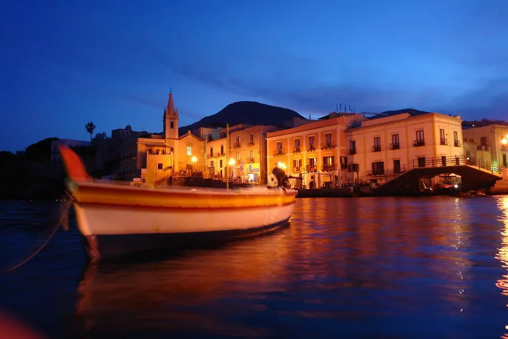 Ferienwohnung Venti Di Mare Lipari  Lipari (Isola Lipari)